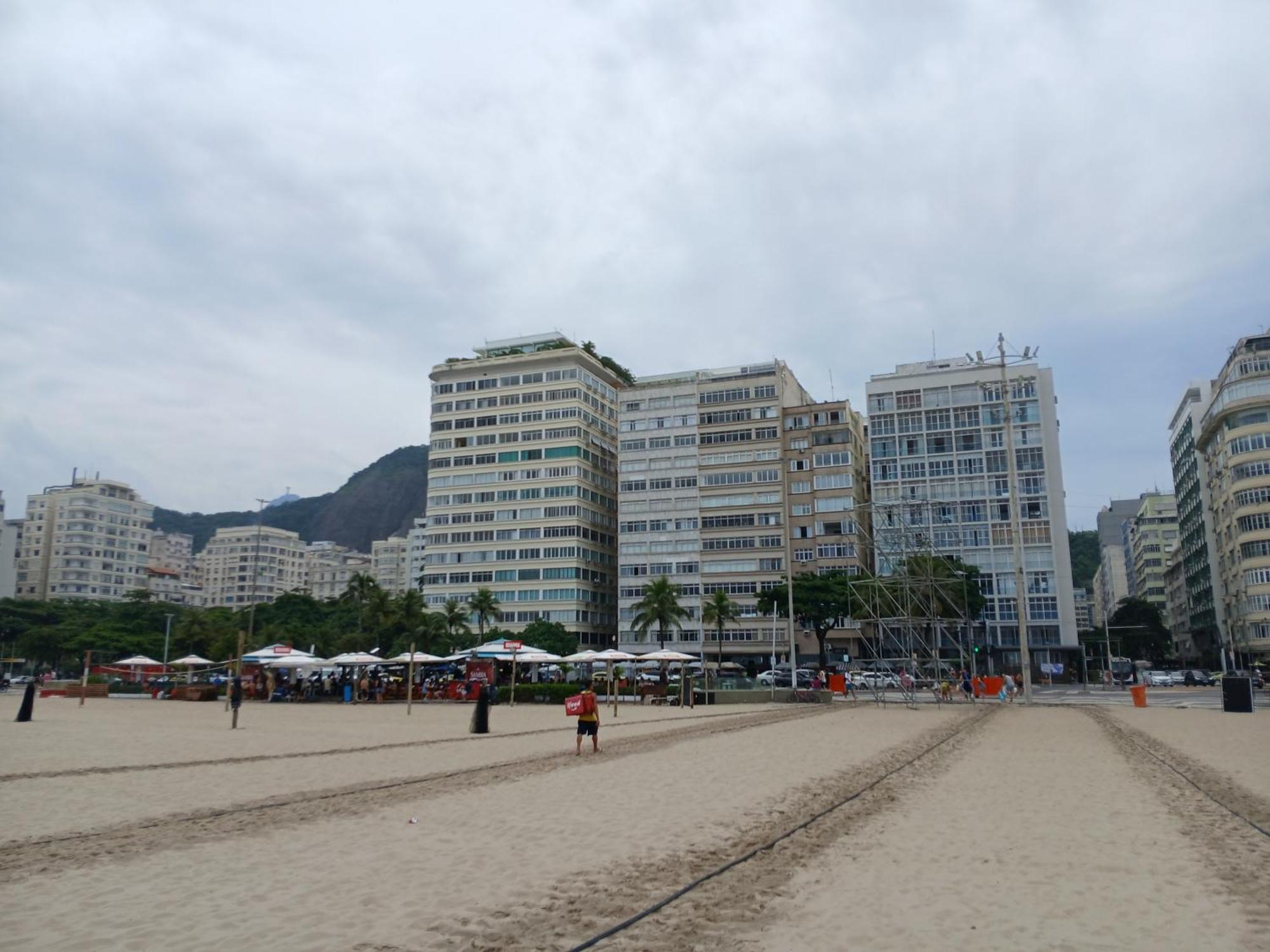 Beachfront With Double Bed And Ac *