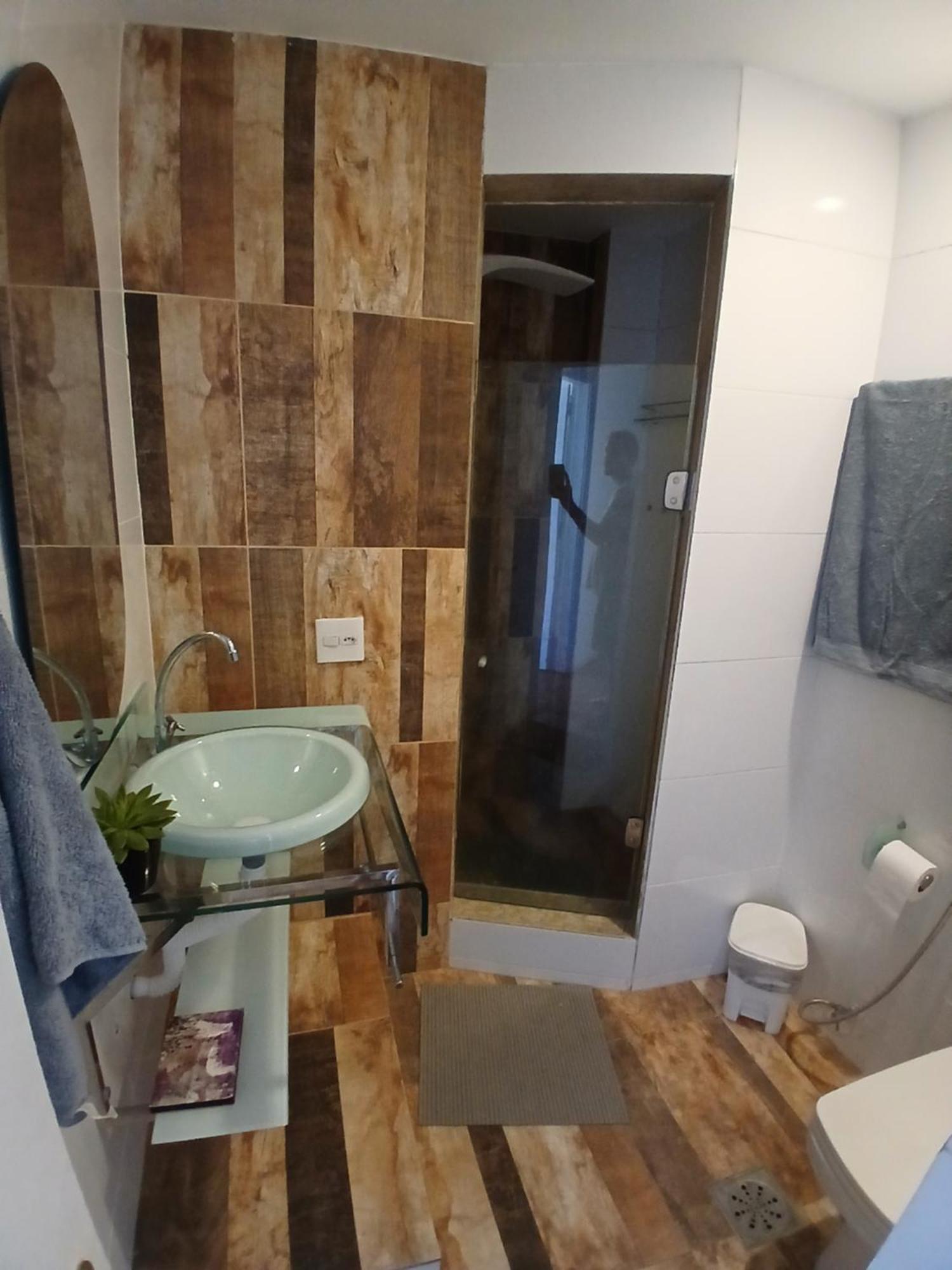Beachfront With Double Bed And Ac Hospedagem domiciliar Rio de Janeiro