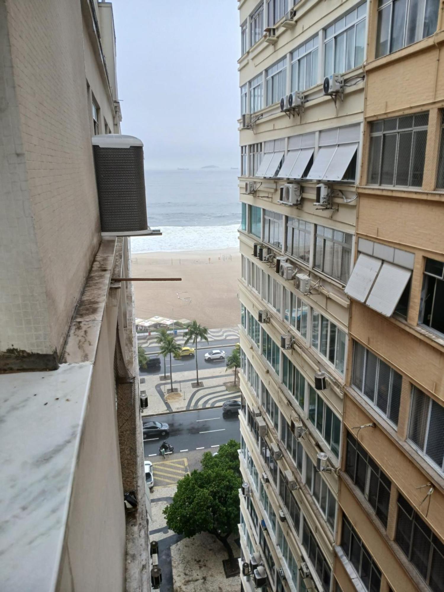 Beachfront With Double Bed And Ac